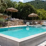 Nera Etwa House * Lovorje