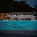 Nera Etwa House Holiday home Lovorje