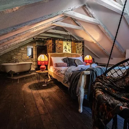 Nera Etwa House Ferienhaus *