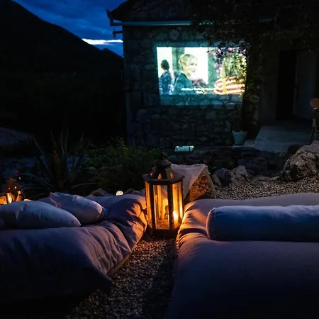 Nera Etwa House Ferienhaus